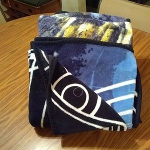 Blanket bundle of 2.